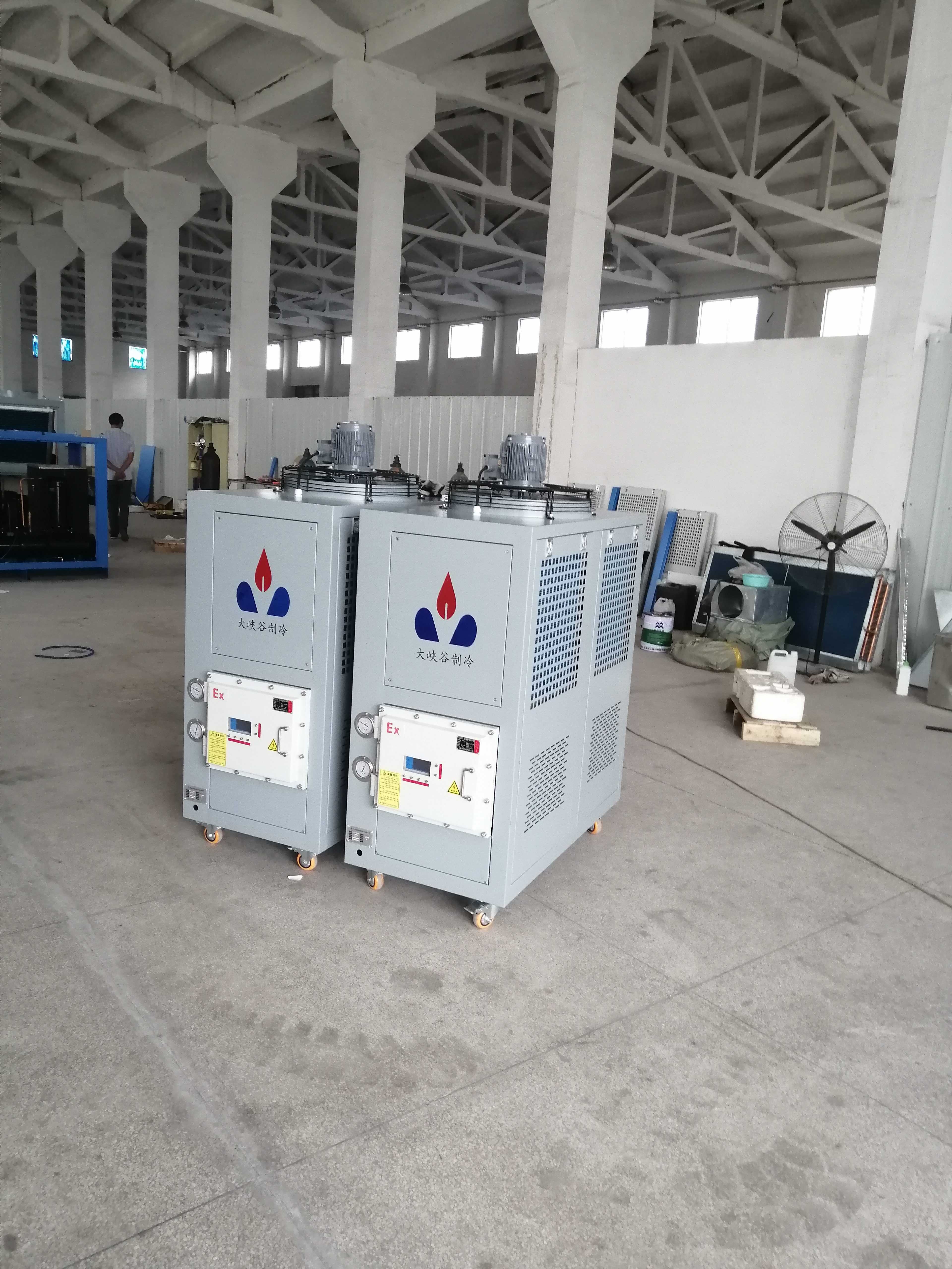 防爆工业冷水机-3